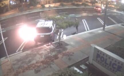 Video. Cae hombre que prendió fuego a patrulla en Los Ángeles