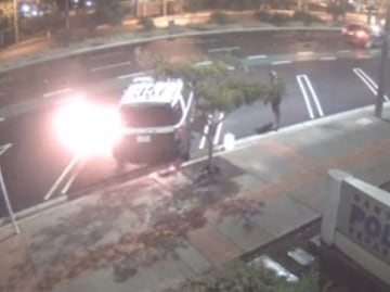 Video. Cae hombre que prendió fuego a patrulla en Los Ángeles