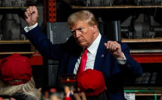 Trump "entusiasmado" con declarar en juicio en Nueva York, dice su hijo