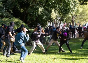 Altercados en Washington entre seguidores y detractores de Trump