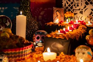 Día de Muertos: ¿Cuándo se pone la ofrenda para el Día de las Ánimas Olvidadas y qué lleva?