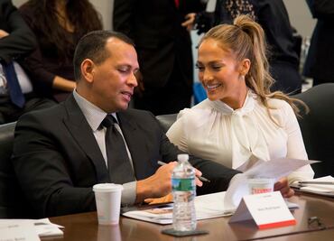 Jennifer López y Alex Rodríguez apoyan oficialmente a Joe Biden en un video