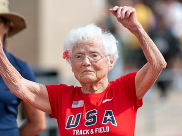 Julia ‘El huracán’ Hawkins, la mujer de 103 años con récord de atletismo