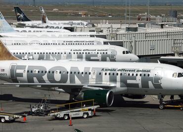 Por error, aerolínea envía cancelaciones de vuelos a sus clientes