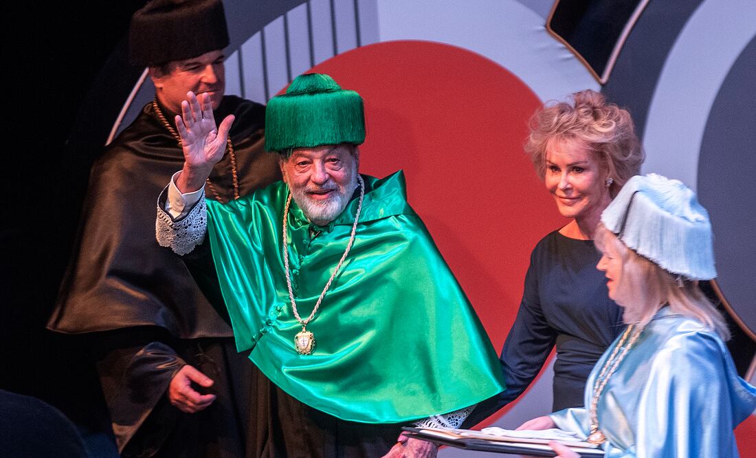 Carlos Slim: "Ojalá en este sexenio se elimine la pobreza extrema". EFE/ Isaac Esquivel