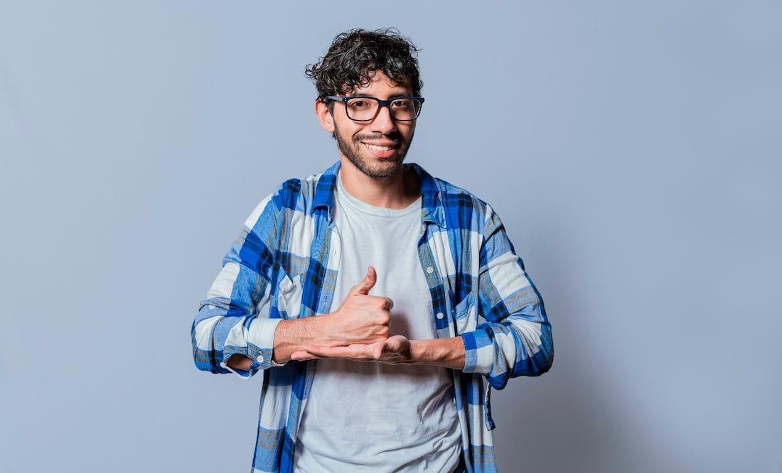 ¡Gratis y en línea! Aprende Lengua de Señas Mexicana con curso de la Fundación Carlos Slim. Foto: iStock / IherPhoto