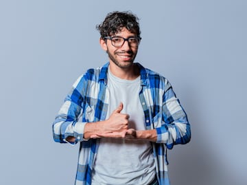 ¡Gratis y en línea! Aprende Lengua de Señas Mexicana con curso de la Fundación Carlos Slim