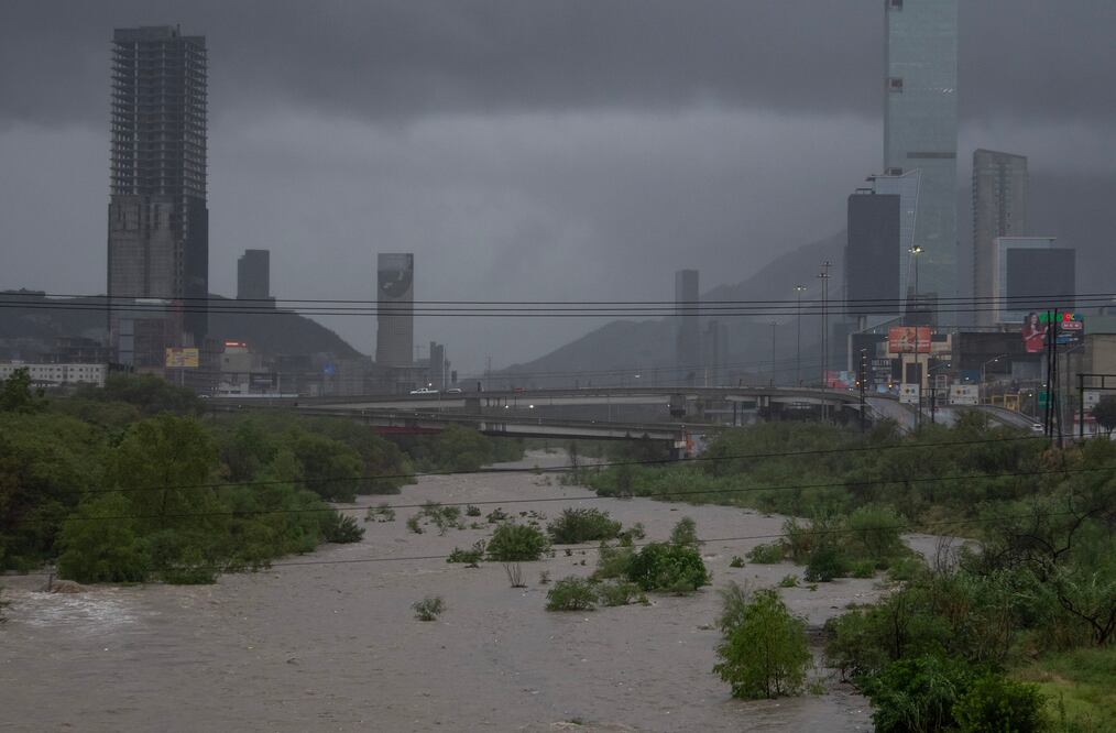 Ciclón Alberto azota el noreste de México con lluvias torrenciales y fuertes vientos
EFE/Miguel Sierra