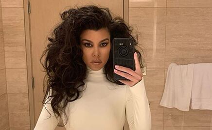 Kourtney Kardashian conquista Instagram con minivestido de látex
