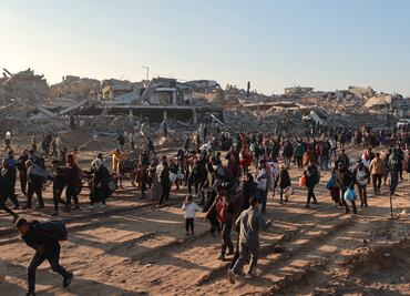 Entre toxinas y restos humanos: los riesgos de reconstruir Gaza en medio de la devastación. FOTOS