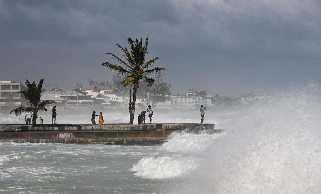 Huracán Beryl. ¿Qué hacer en caso de un huracán? ¿Qué medidas tomar? Foto: AFP