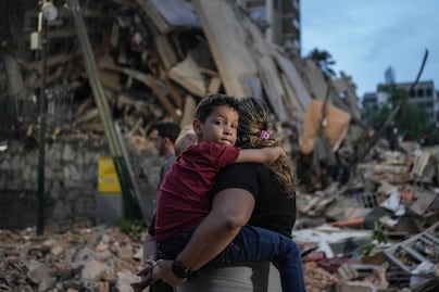 Estados Unidos y otros líderes del mundo ofrecen apoyo a Venezuela tras terremotos de 7.2 y 7.5