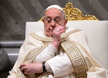 La salud del Papa registra una "leve mejoría", informa el Vaticano