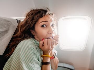Aerofobia: ¿Qué es y cómo superar el miedo a volar en avión?