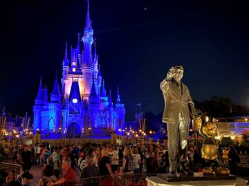 Los parques Disney permanecerán cerrados ‘hasta nuevo aviso’