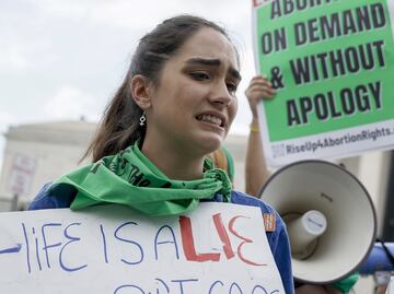Senado de Florida aprueba limitar aborto a las 6 primeras semanas de embarazo