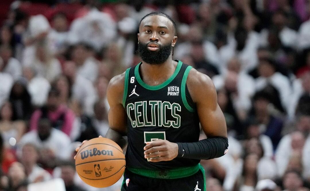 Jaylen Brown firma el contrato más grande de la historia de la NBA. Foto: AP Photo/Wilfredo Lee, File