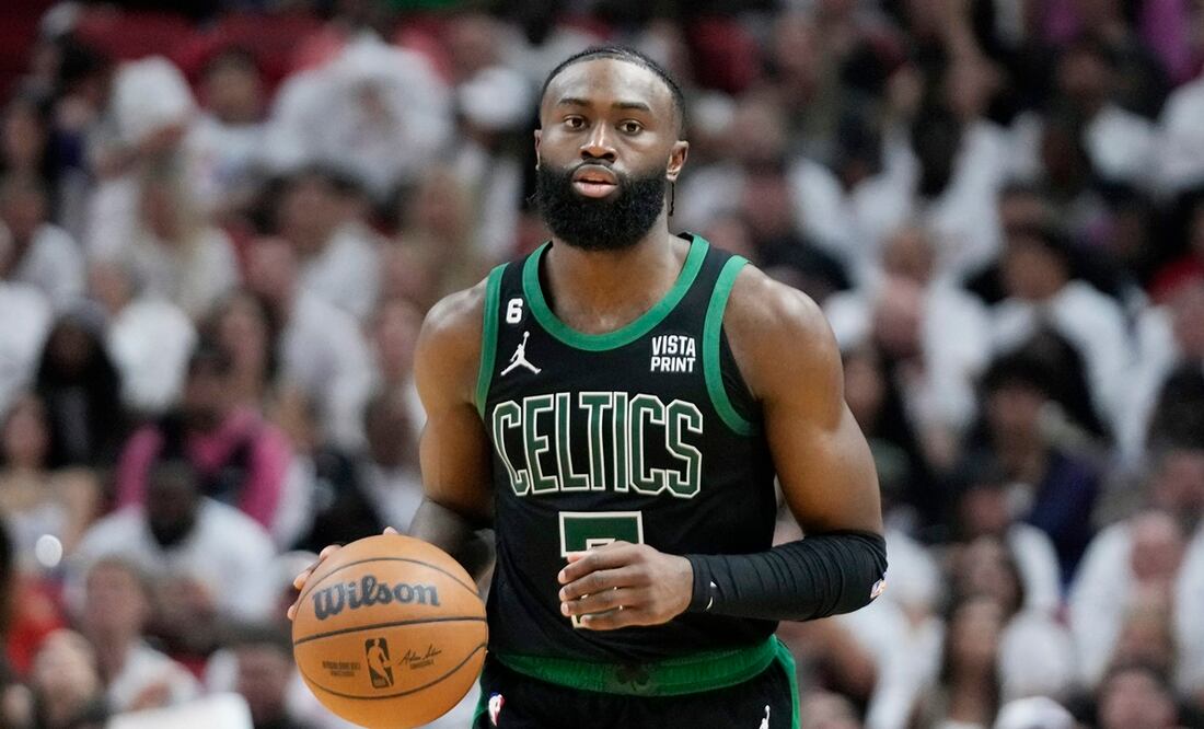 Jaylen Brown firma el contrato más grande de la historia de la NBA. Foto: AP Photo/Wilfredo Lee, File