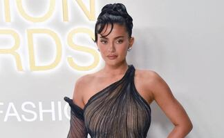 El microbikini de látex que lució Kylie Jenner de vacaciones en la nieve