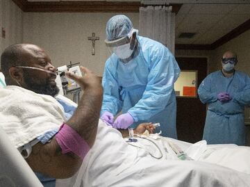 "Tengo temor, vacúnense, esto no es un juego", dice paciente con Covid-19