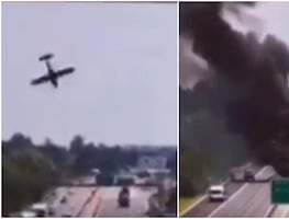 Tragedia en Italia: avioneta se desploma sobre autopista y explota en pleno tránsito. IMÁGENES