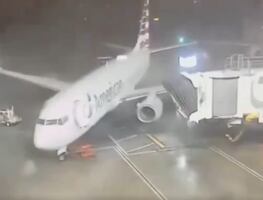 Avión de American Airlines es arrastrado por fuertes vientos en Texas; ¿hay vuelos cancelados?