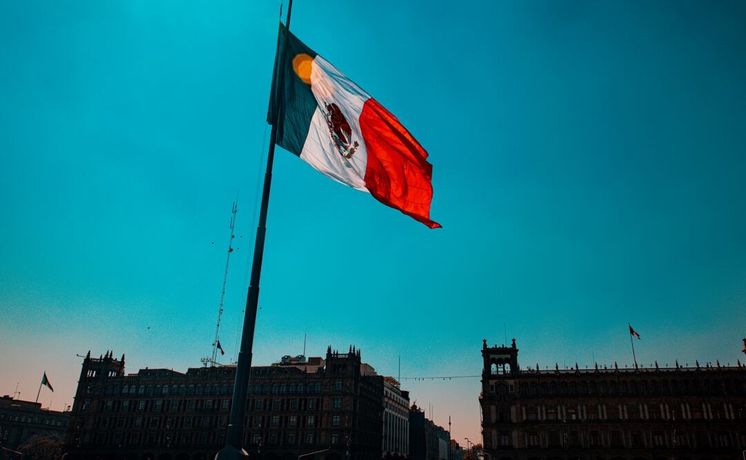 El 24 de febrero se celebra el Día de la Bandera en México. Foto: iStock