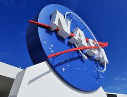 Familia de EU reclama 80,000 dólares a la NASA por basura espacial que cayó en su casa