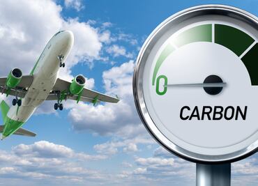 Este aeropuerto prohibirá los vuelos privados en 2026 para reducir emisiones de CO2