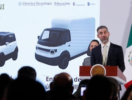 Sheinbaum presenta Olinia, la primera armadora mexicana de autos eléctricos. ¿Cuánto costarán?