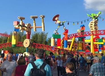¿Cuánto cuesta visitar el parque Toy Story Land de Disney?