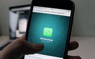Alerta CFE por número de WhatsApp falso para reportar fallas y pedir recibo de luz