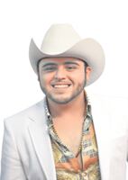 Gerardo Ortiz, cantante de corridos, se declara culpable de dar conciertos a narcotraficantes mexicanos