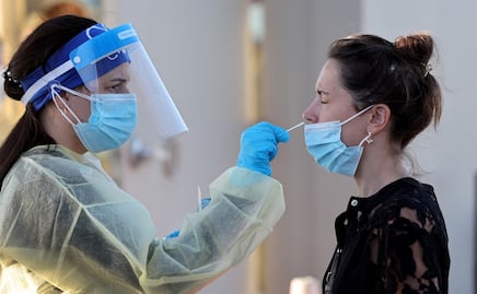 FDA alerta por pruebas de Covid que pueden dar falsos negativos