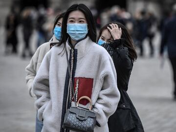 EU enviaría cheques a los ciudadanos por impacto del coronavirus