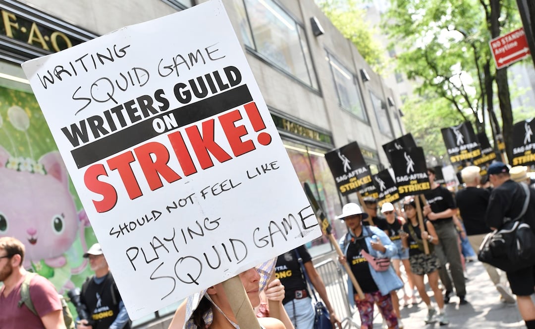 La huelga de actores y guionistas podría durar  de varios meses. Foto Evan Agostini/Invision/AP