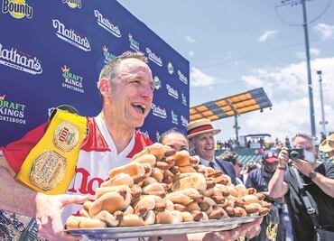 Comer un hot-dog te quita 36 minutos de vida saludable, alerta estudio