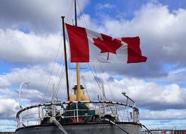 Canadá ofrece trabajo a mexicanos en planta de mariscos (sin estudios)