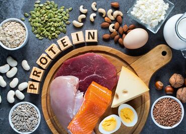 Las 12 botanas con más proteína para aumentar masa muscular, según Harvard