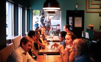 Restaurante de Texas cumple deseo de niña con cáncer