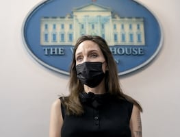 Angelina Jolie visita la Casa Blanca para denunciar la violencia machista