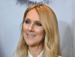 Celine Dion comparte imágenes del momento en que sufre convulsiones; tomaba "80mg de Valium al día contra el dolor"