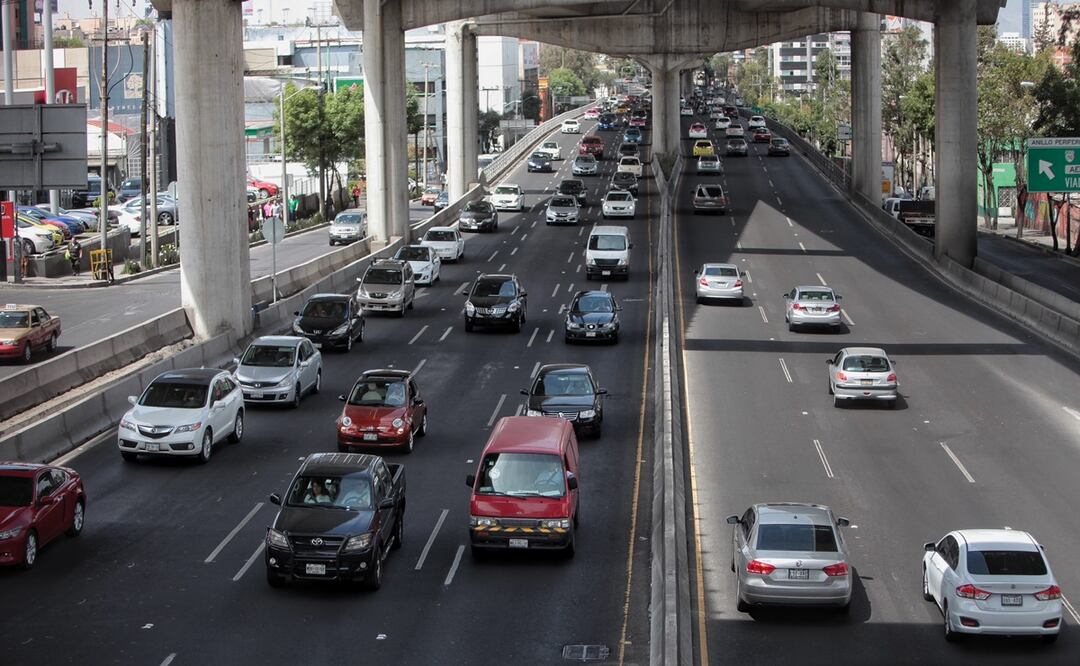 Mega bloqueo de transportistas 1 de septiembre: ¿qué vialidades de la CDMX y Edomex serán afectadas?. Foto: EFE