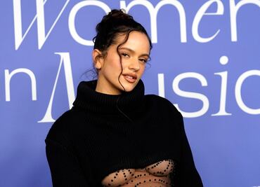 Rosalía deslumbra en sensual sesión de lencería para Calvin Klein y enciende las redes