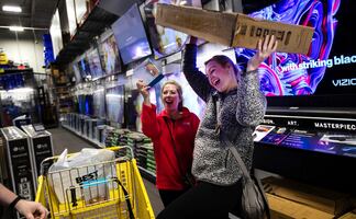 Tiendas físicas recuperan su protagonismo en el Black Friday