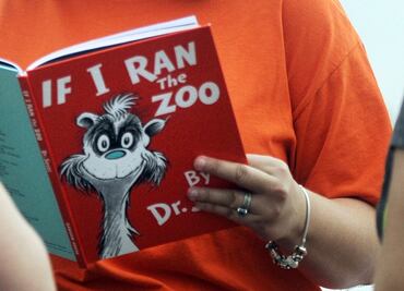 Suspenden publicación de libros del Dr. Seuss por dibujos racistas