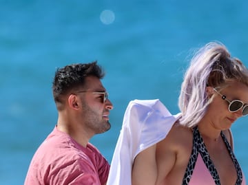 Britney Spears impacta con 'bikini body' en Hawái junto a su novio
