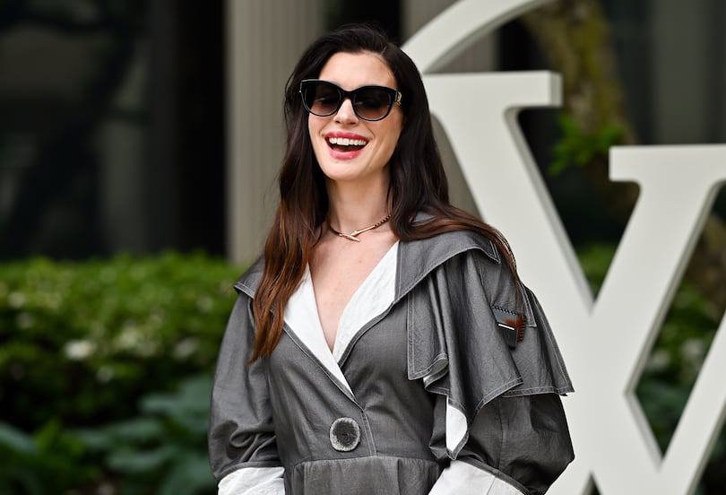 ¡Sorpresa! Anne Hathaway anuncia su tercer embarazo a los 43 años con un emotivo video