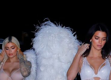 Kylie y Kendall Jenner lucen trajes de baño al estilo 'Baywatch'