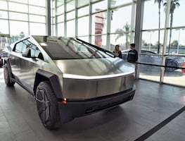 Tesla llama a revisión a más de 3 mil camionetas Cybertruck tras alerta de usuario en TikTok